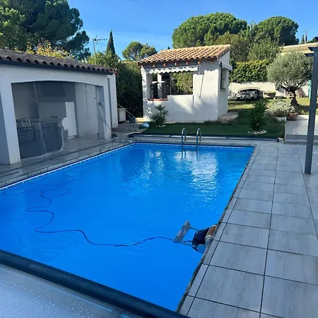 Holiday home Nid Douillet *